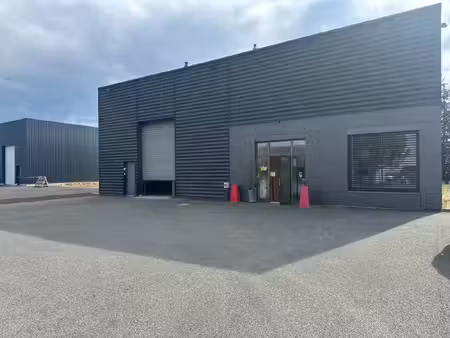 local/bureau à louer macon (71)