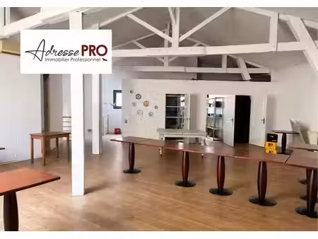 location commerce bordeaux 33100 285m²