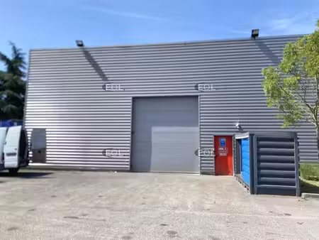 vente local d’activités saint-priest 69800 1794m²