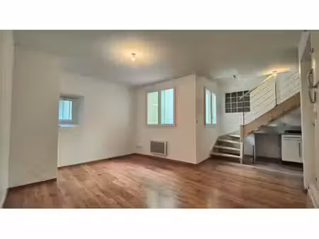 location appartement 1 pièce 40m² aire sur l adour 40800