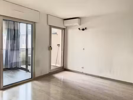 location appartement 1 pièce 24m² mougins 06250