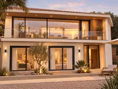 vente maison neuf 5 pièces la ciotat - 570000 € - surface privée