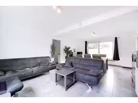 appartement à vendre avec garage et terrasse   la louvière (vbe78600)