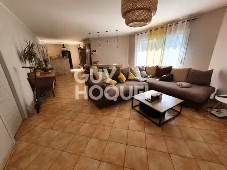 maison 4 pièces à louer à villeneuve-de-berg - réf 6723-1403
