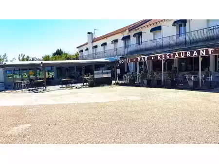 vente locaux professionnels 500 m² à aigues-mortes (30220)  456 000 €