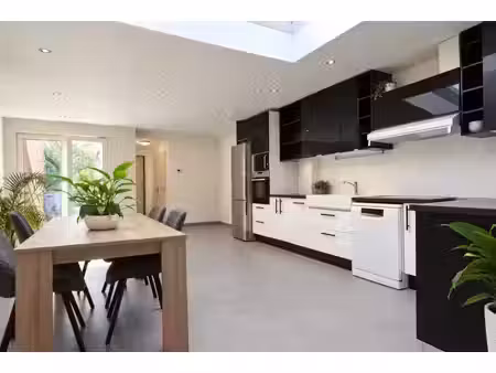 maison à louer avec terrasse et jardin   waterloo (vbe79061)