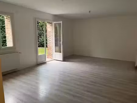 location appartement 3 pièces 76.13 m² à rocquemont (76680)  703 €