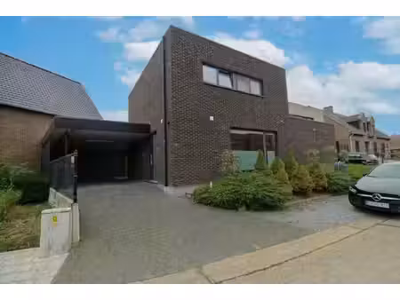 huis te koop in maasmechelen met 3 slaapkamers