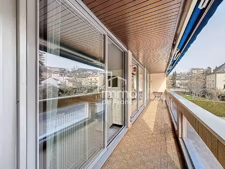 appartement oyonnax 5 pièce(s) 138 m2