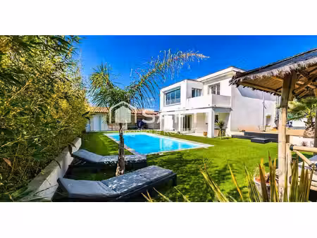 nouveauté en exclusivité chez safti magnifique ensemble 2 villas au totale 254 m2 grande p