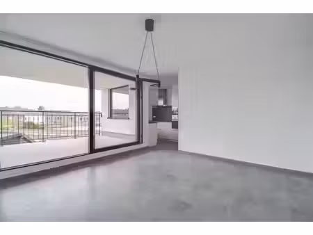 appartement neuf et lumineux avec deux chambres à coucher pr