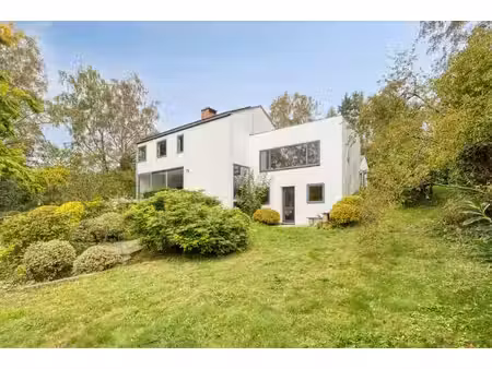villa de 5 chambres avec une vue magnifique  située au calme