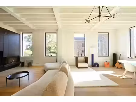maison historique au cœur contemporain  rénovée par lava