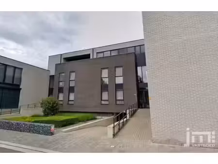 appartement met 2 slaapkamers en ondergrondse parkeerplaats