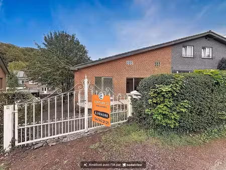 jupille-haut – bungalow 3 façades au beau potentiel