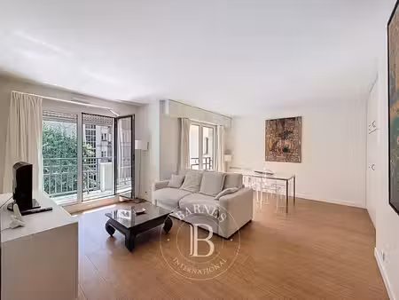 le service location de la maison barnes vous propose ce bien: