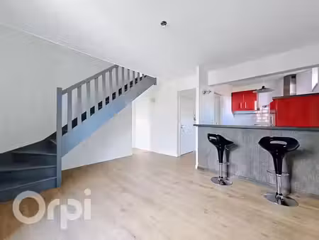 duplex de type t3 à vendre situé rue beaurepaire au coeur de clermont-ferrand