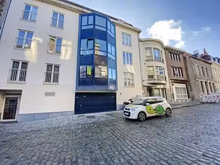 bel appartement 1 chambre situé en plein centre de tournai !