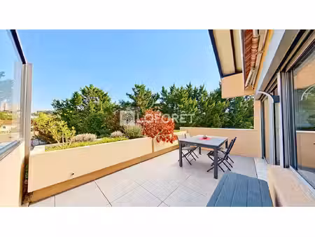 tassin-la-demi-lune - duplex t4 en dernier etage - 1089m² - 3 terrasses - parc