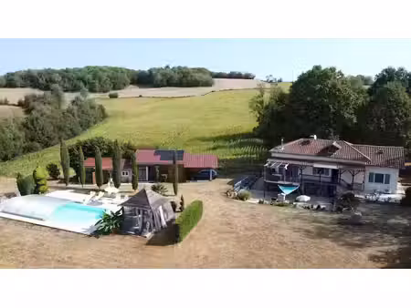 vente maison 5 pièces 131 m² à saint-cirgues (46210)  298 910 €