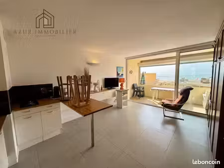 studio 1 pièce 30 m²