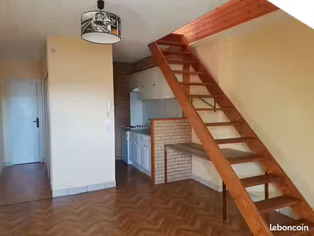 t2 duplex lorient centre