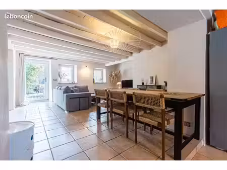maison 5 pièces 161 m²