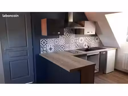 f2 35 m²  rénové à neuf  bien équipé  bien situé