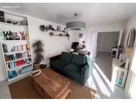 beau 2p meublé 50m² avec loggia 6m²