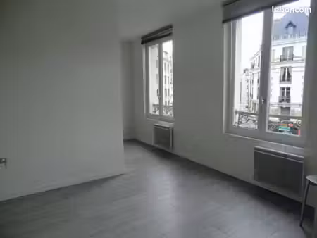 location t2 vanves