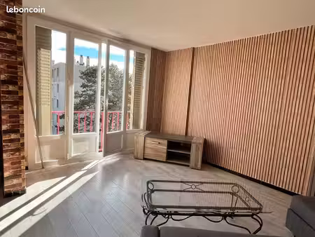 t2 meublé tout équipé