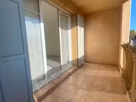 appartement t2 centre ville terrasse cave garage