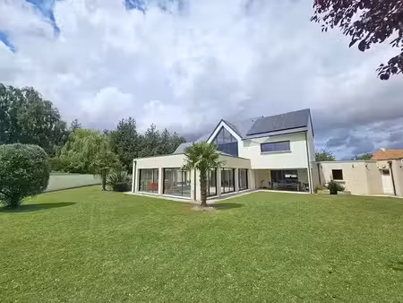 vente maison 10 pièces 530 m² à caen (14000)  1 240 000 €