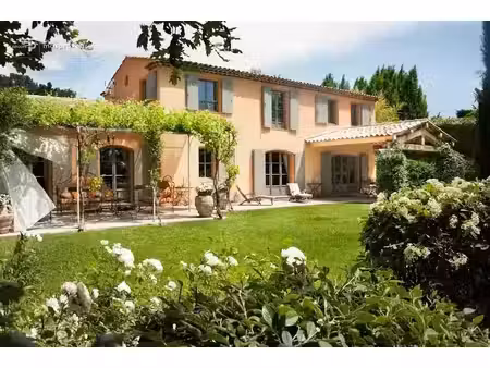 vente maison neuve 6 pièces 250 m² à maussane-les-alpilles (13520)  1 410 000 €