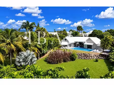 vente maison 6 pièces 280 m² à baie mahault (97122)  1 350 000 €