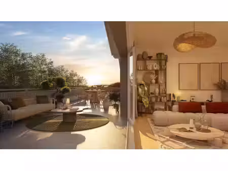 * - a ne pas manquer ! superbe 2 pieces dans residence avec piscine a 300 metres des plage