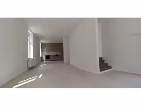maison à louer à gent pour € 1.950 avec 4 chambres à coucher
