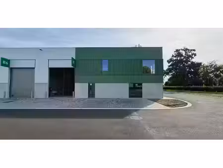 entrepôt à louer à kortessem pour € 1.750