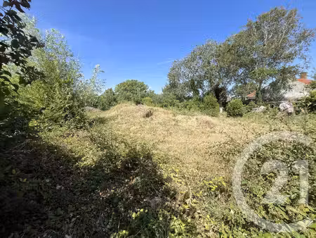 terrain constructible neuf à vendre