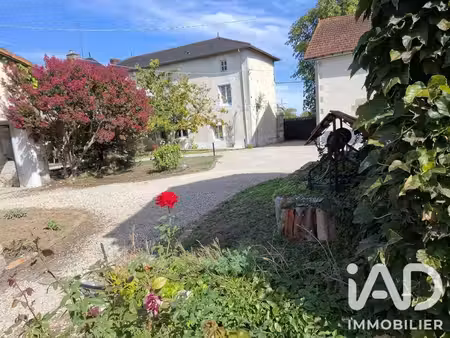 maison à gençay (86160)