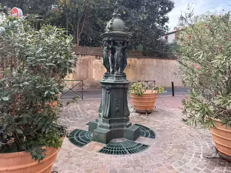 au coeur de saint cyprien grand t1 bis meublé
