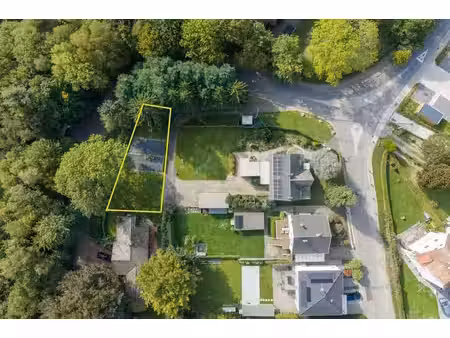 parcelle de terrain de 336 m² située en zone d’habitat à car