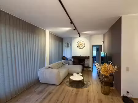 superbe appartement 3 chambres avec terrasse