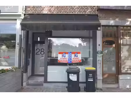 à louer – rez-de-chaussée bureau avec excellente visibilité