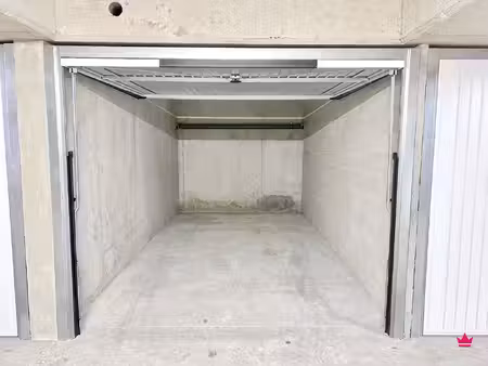 garage en sous-sol chassieu