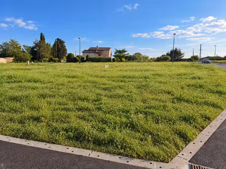 terrain constructible neuf à vendre