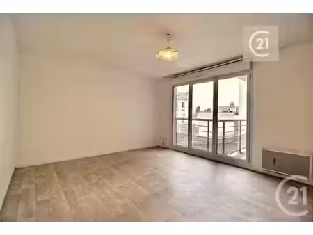 appartement f3 à vendre - 3 pièces - 60 01 m2 - les pavillons sous bois - 93 - ile-de-fran