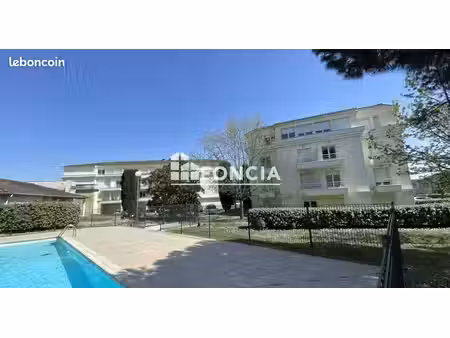 studio 1 pièce 19 m²