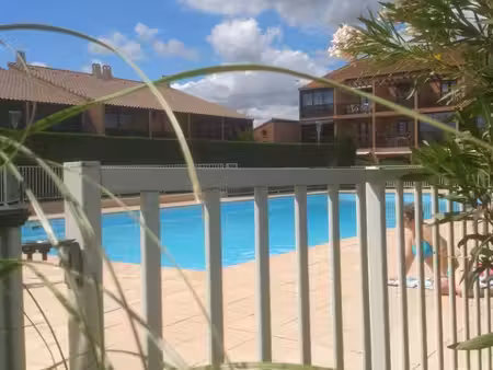 location gruissan studio rdc terrasse loggia parking wifi libre au 1 decembre