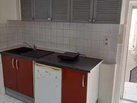 bel appartement studio 30 m² avec mezzanine et cave